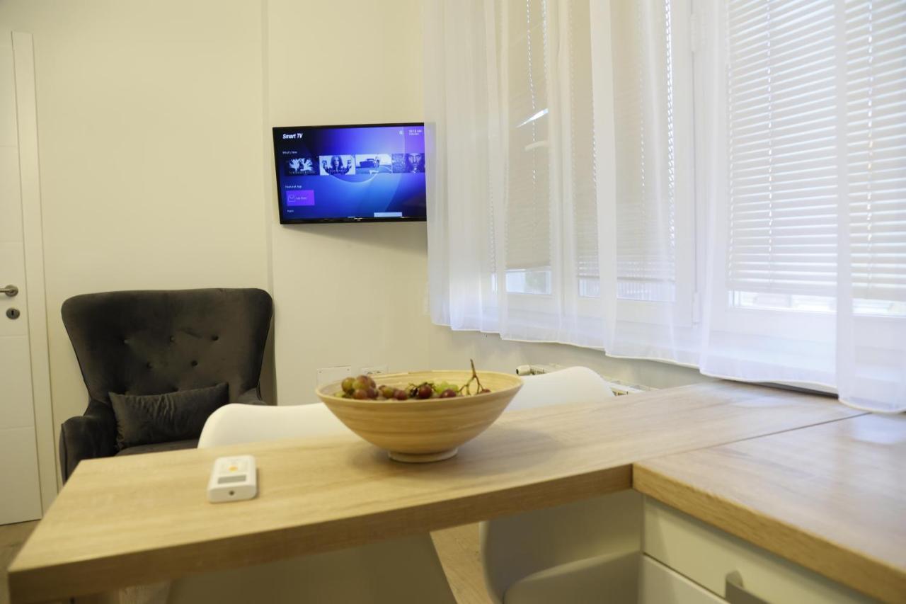Blue And Rose Cozy - Quiet In The Best Location - Self Check-In - 5Th Floor With Elevator Сараево Экстерьер фото