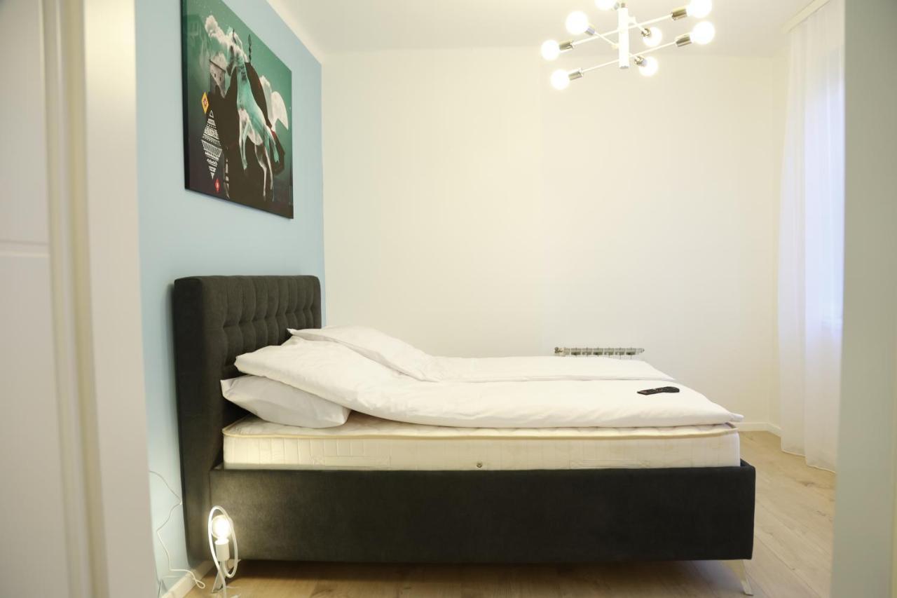 Blue And Rose Cozy - Quiet In The Best Location - Self Check-In - 5Th Floor With Elevator Сараево Экстерьер фото