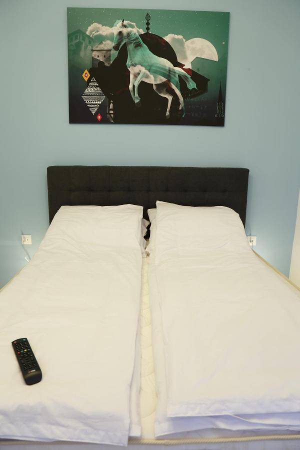 Blue And Rose Cozy - Quiet In The Best Location - Self Check-In - 5Th Floor With Elevator Сараево Экстерьер фото