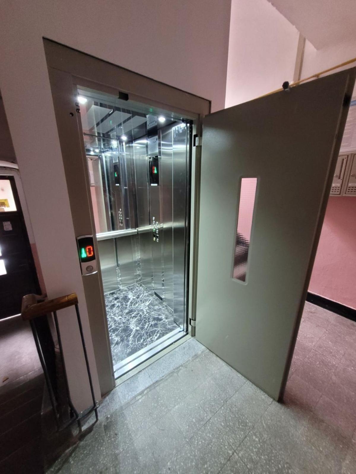 Blue And Rose Cozy - Quiet In The Best Location - Self Check-In - 5Th Floor With Elevator Сараево Экстерьер фото